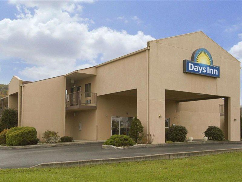Days Inn By Wyndham Morehead Extérieur photo