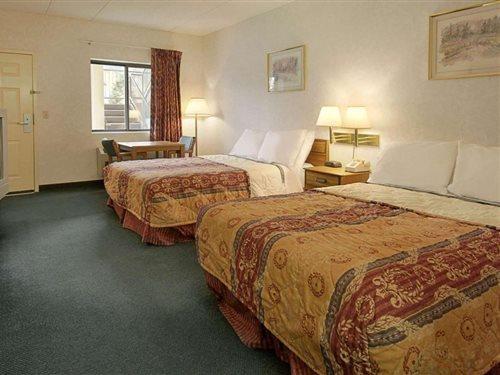 Days Inn By Wyndham Morehead Extérieur photo