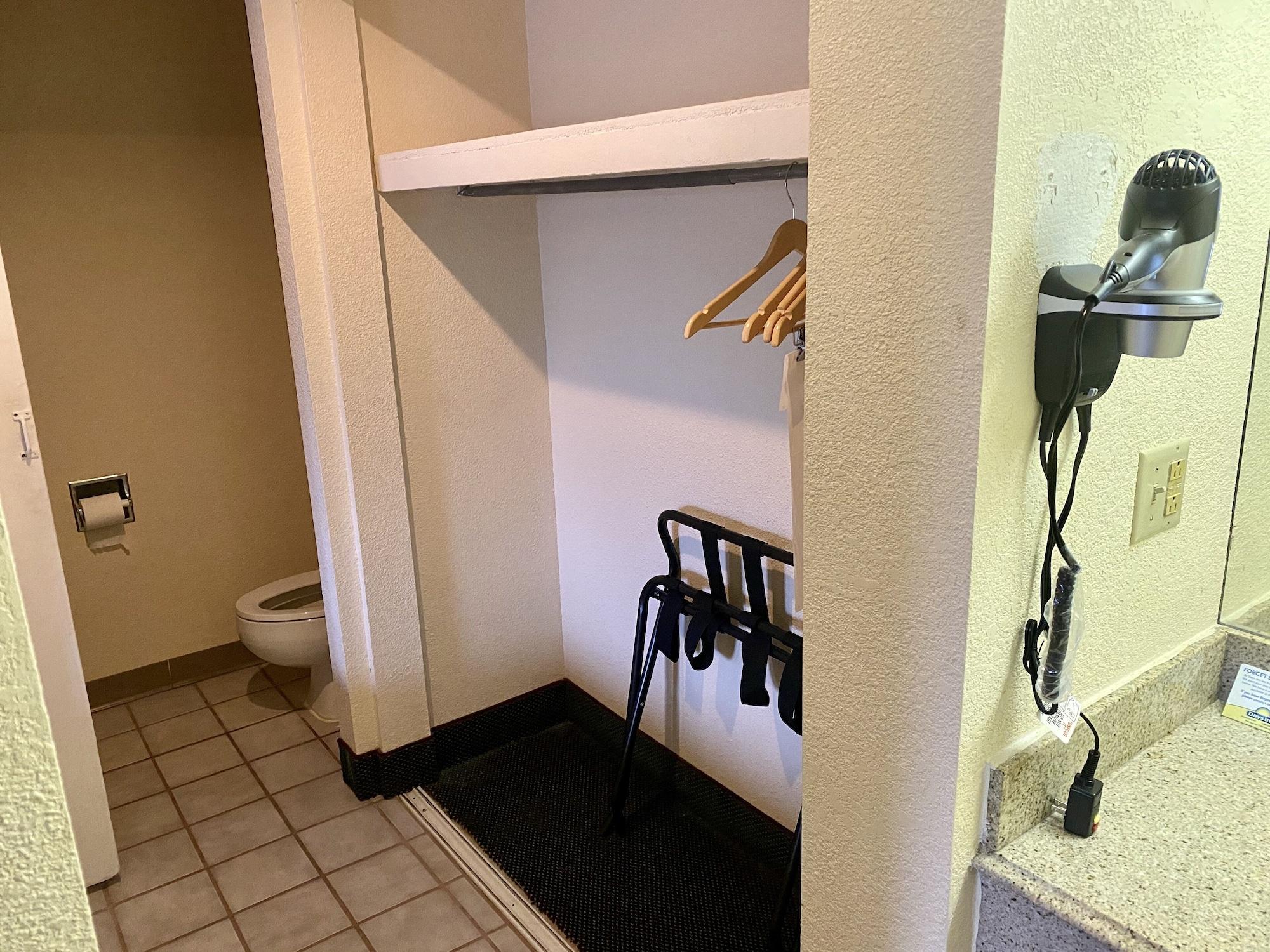 Days Inn By Wyndham Morehead Extérieur photo